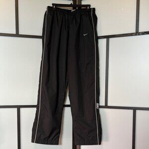 Nike Windrunner Women's High-Waisted Zipper Open-Hem Pants